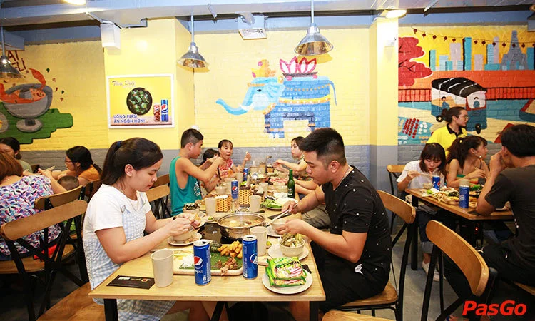 nha-hang-thai-deli-buffet-lau-thai-hai-san-quan-hoa-11