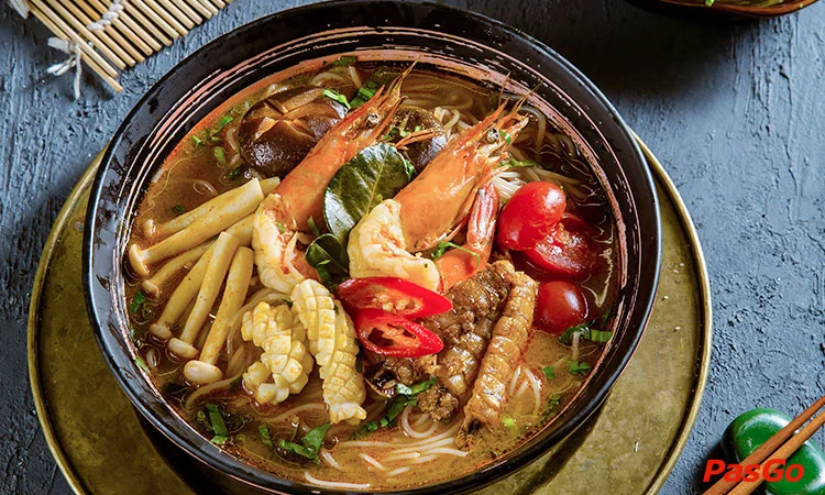 nha-hang-thai-yum-nam-dong-2