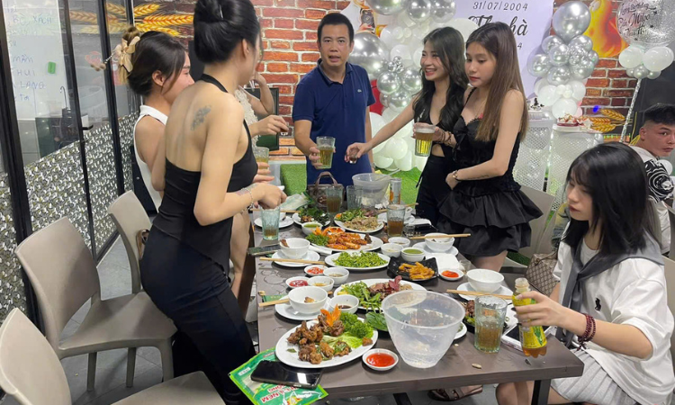 nha-hang-thang-coi-25