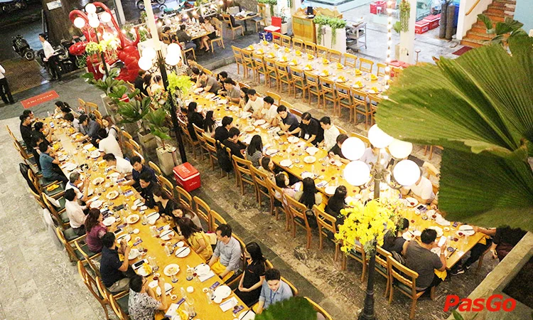 the-gioi-hai-san-244-pasteur-9