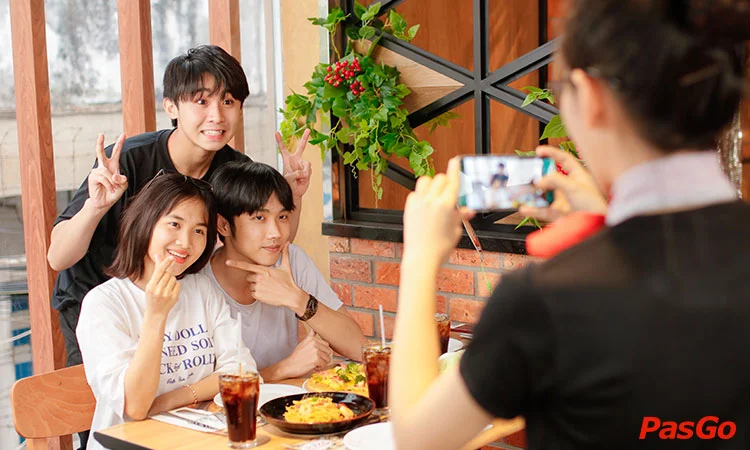 the-pizza-company-phan-xich-long-slide-12