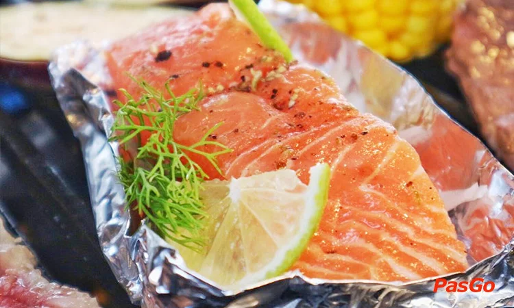 the-rooftop-bbq-le-duan-slide-3