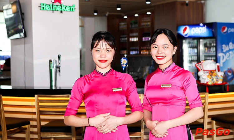 nha-hang-thien-duong-bia-tuoi-mo-golden-field-12