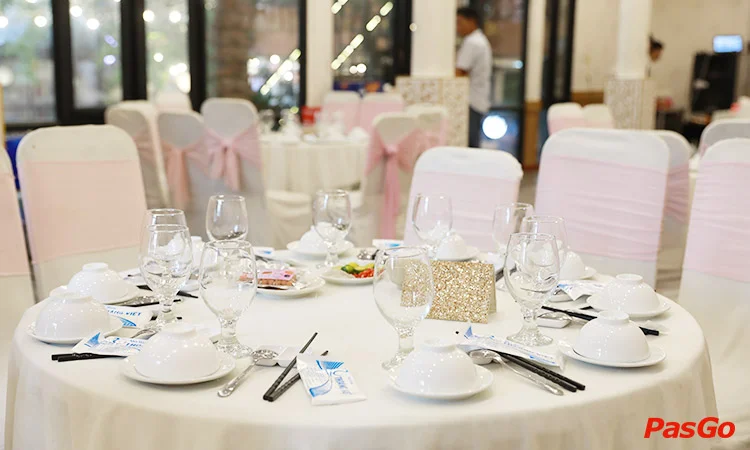 nha-hang-thoang-viet-huynh-van-banh-10