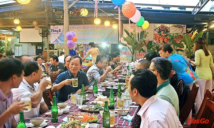 nha-hang-thuy-2-143a-ung-van-khiem-10