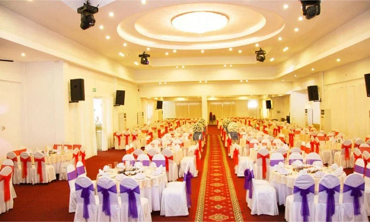 nha-hang-tiec-cuoi-sai-gon-pho-palace-12