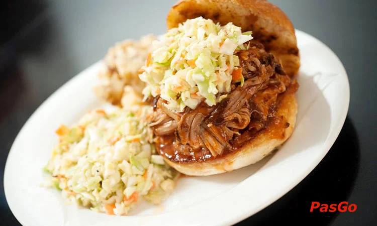 nha-hang-tnt-bbq-ly-tu-trong-slide-5