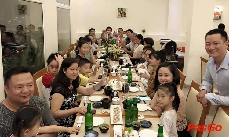 nha-hang-tokuo-deli-ngo-quyen-11