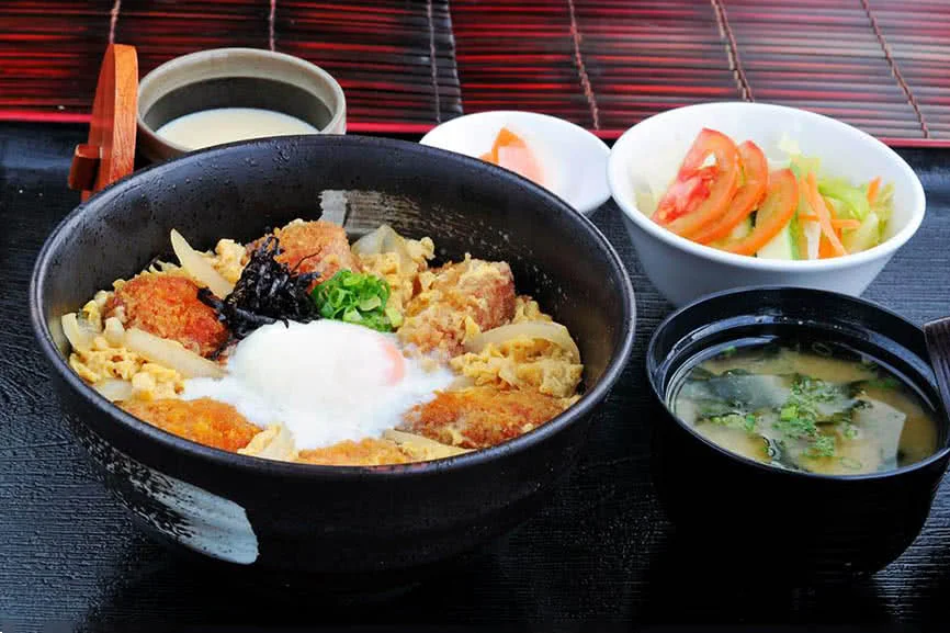 nha-hang-tokyo-deli-04-truong-son-16