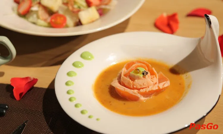 Nhà hàng Toshi Fusion Trần Hưng Đạo Sự kết hợp giữa ẩm thực Nhật và phương Tây 3