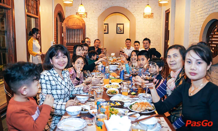 nha-hang-trang-nguyen-ha-dong-12