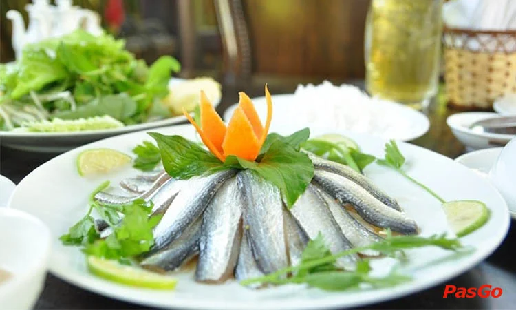 nha-hang-tre-viet-196-ho-nghinh-da-nang-slide-4