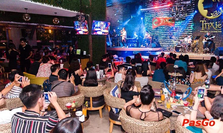 nha-hang-trixie-cafe-&-lounge-thai-ha-11