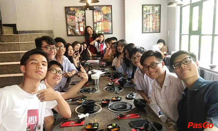 nha-hang-tru-ky-hotpot-tran-nhan-tong-10