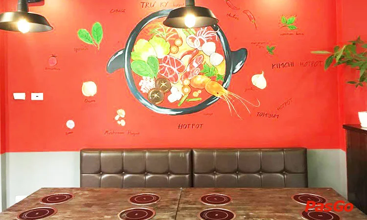 nha-hang-tru-ky-hotpot-tran-nhan-tong-12