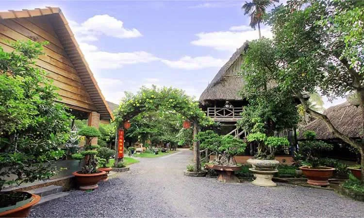 nha-hang-tu-tri-binh-quoi-12