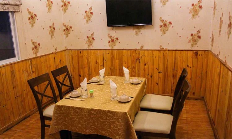 nha-hang-tu-tri-nam-quoc-cang-quan-1-12