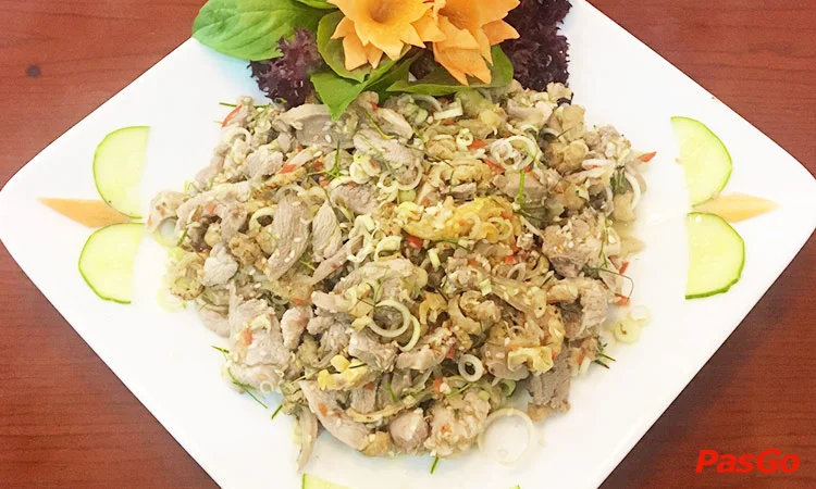 nha-hang-tuan-giang-tran-khat-chan-6