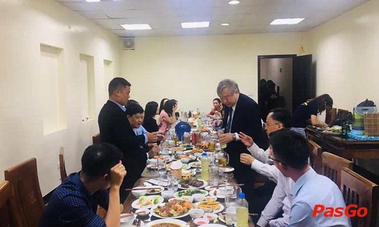 nha-hang-tuan-giang-tran-khat-chan-3