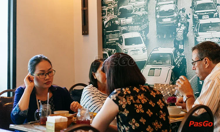 nha-hang-tuk-tuk-ly-tu-trong-slide-12