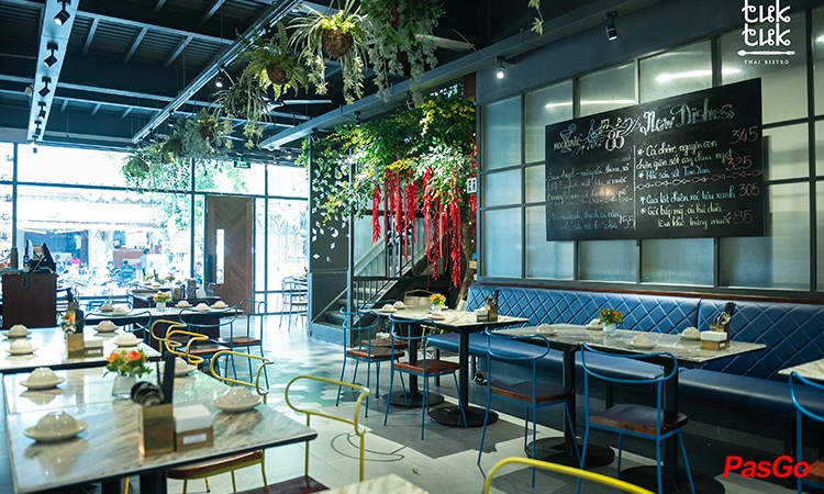 nha-hang-tuk-tuk-thai-bistro-hoa-mai-10