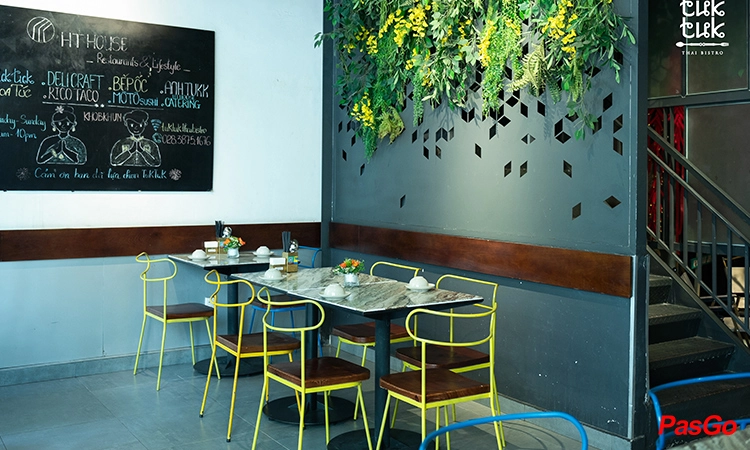 nha-hang-tuk-tuk-thai-bistro-hoa-mai-12