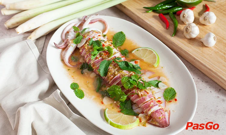 nha-hang-tuktuk-thai-bistro-tran-ngoc-dien-4