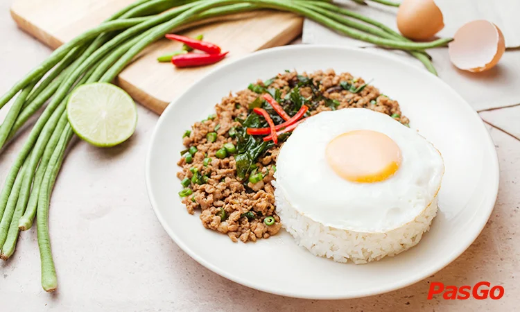 nha-hang-tuktuk-thai-bistro-tran-ngoc-dien-6