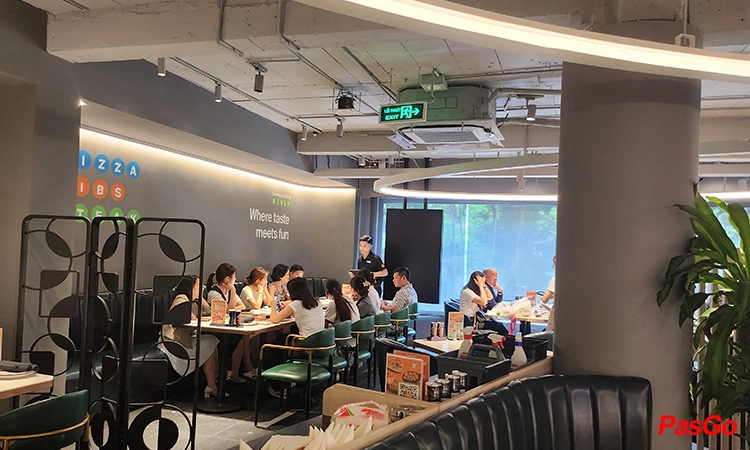 nha-hang-union-pizza-hoang-dao-thuy-15