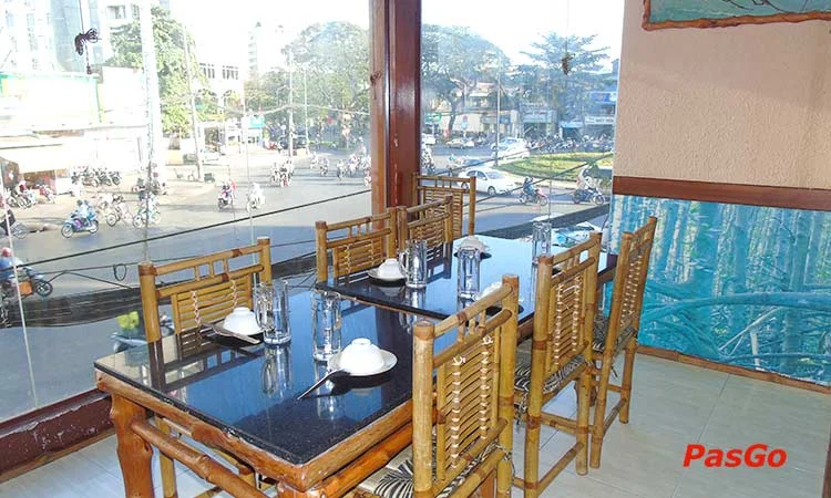 quan-an-ut-ca-mau-nguyen-thi-minh-khai-11