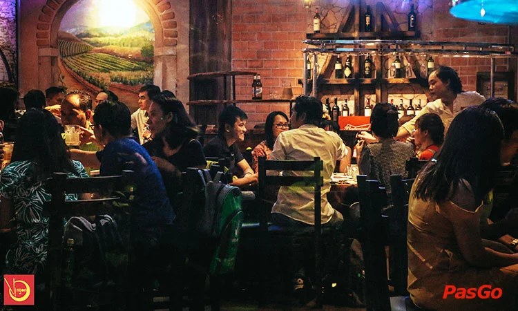 nha-hang-vi-ngon-duong-35-quan-2-11