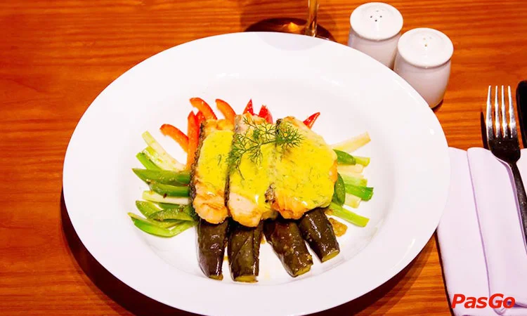 nha-hang-viet-cong-quynh-slide-3