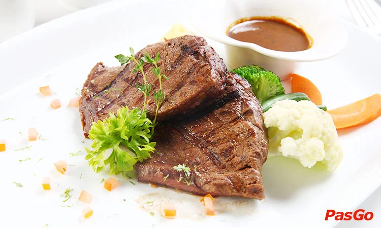 nha-hang-viet-cong-quynh-slide-2