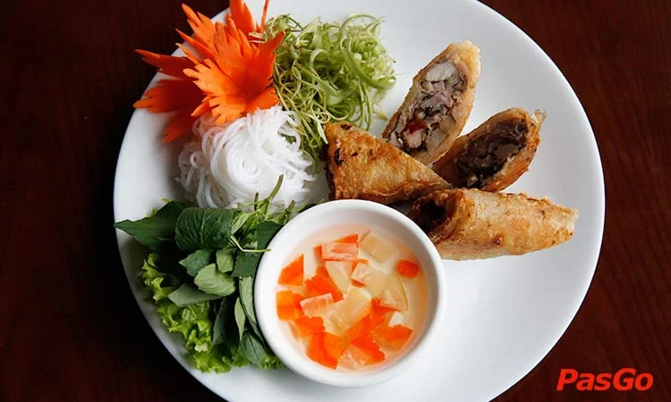 nha-hang-viet-nguyen-hue-2