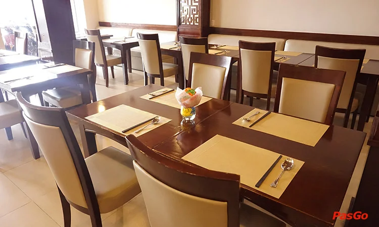 nha-hang-viet-phan-chu-trinh-slide-10