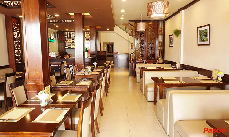 nha-hang-viet-phan-chu-trinh-slide-11