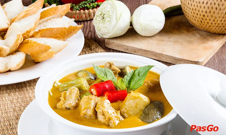 nha-hang-viet-pho-45-le-quy-don-slide-5