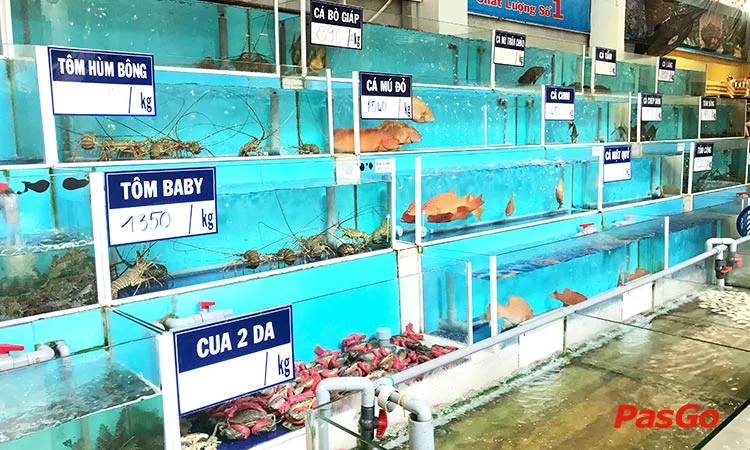 nha-hang-viet-pho-45-le-quy-don-slide-12