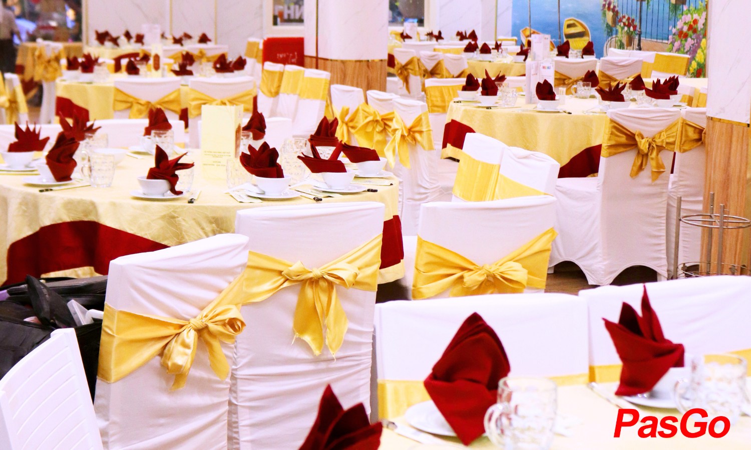 nha-hang-viet-pho-le-quy-don-slide-14