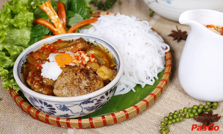 nha-hang-viet-street-vincom-pham-ngoc-thach-3