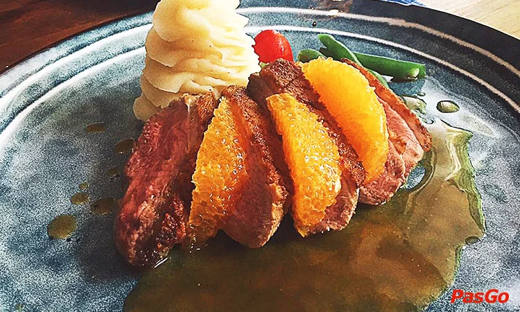 nha-hang-vin-steak-xuan-dieu-3