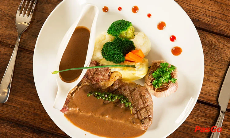 nha-hang-vintage-wine-club-trung-kinh-slide-5