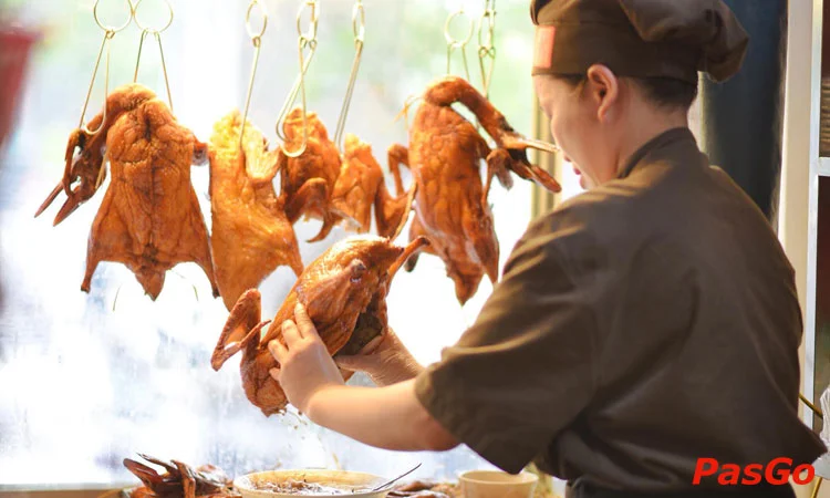 nha-hang-vit-quay-to-thi-thai-ha-slide-3