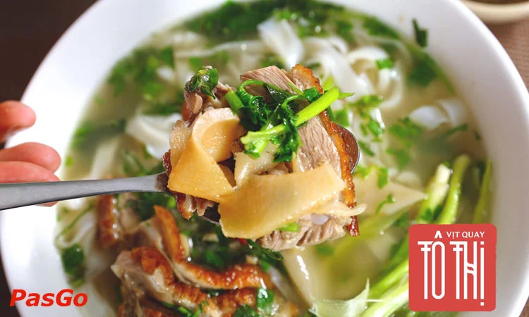 nha-hang-vit-quay-to-thi-thai-ha-slide-8