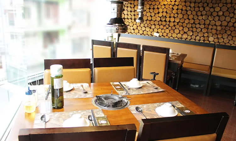 nha-hang-vua-cha-ca-48-nguyen-thi-dinh-12