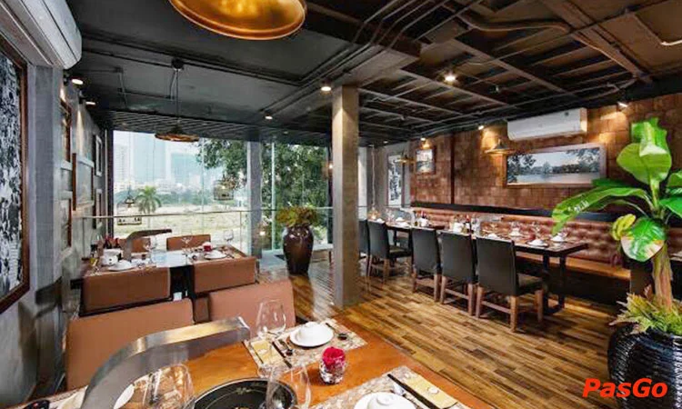 nha-hang-vua-cha-ca-giang-vo-slide-10