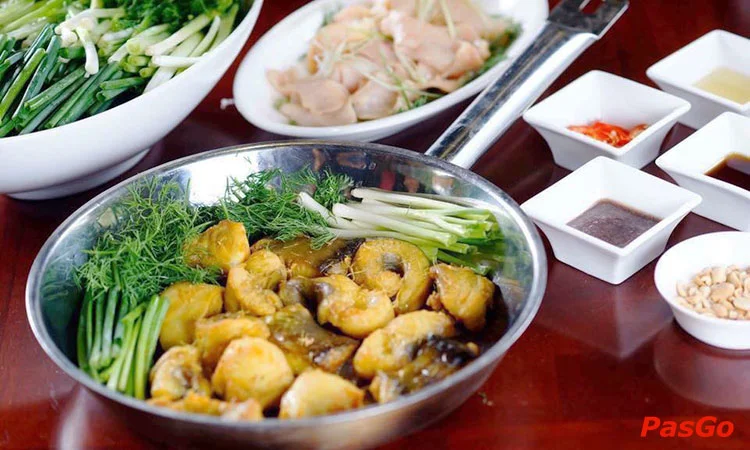 nha-hang-vua-cha-ca-giang-vo-slide-2