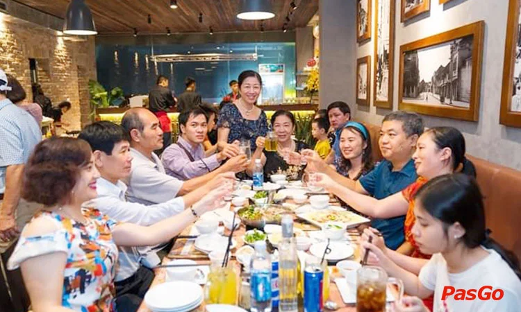 nha-hang-vua-cha-ca-le-duc-tho-11