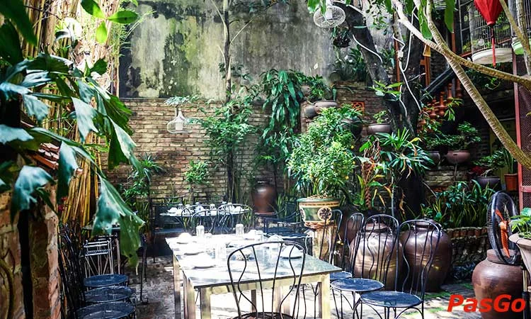 nha-hang-vươn-am-thuc-ran-rao-viet-hung-slide-10