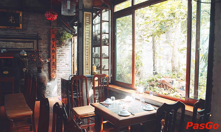 nha-hang-vươn-am-thuc-ran-rao-viet-hung-slide-11